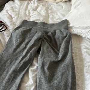 NVGTN Booty Scrunch Leggings
